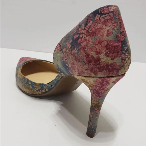 Jessica Simpson Floral Pattern Heels. - Picture 6 of 12